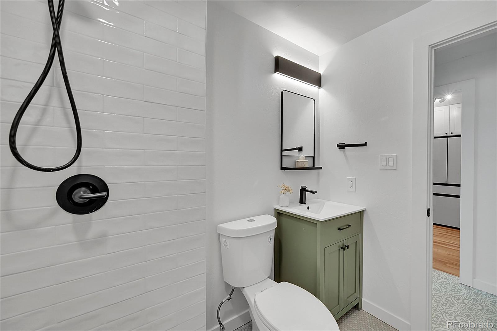 MLS Image #12 for 936  yates street,denver, Colorado