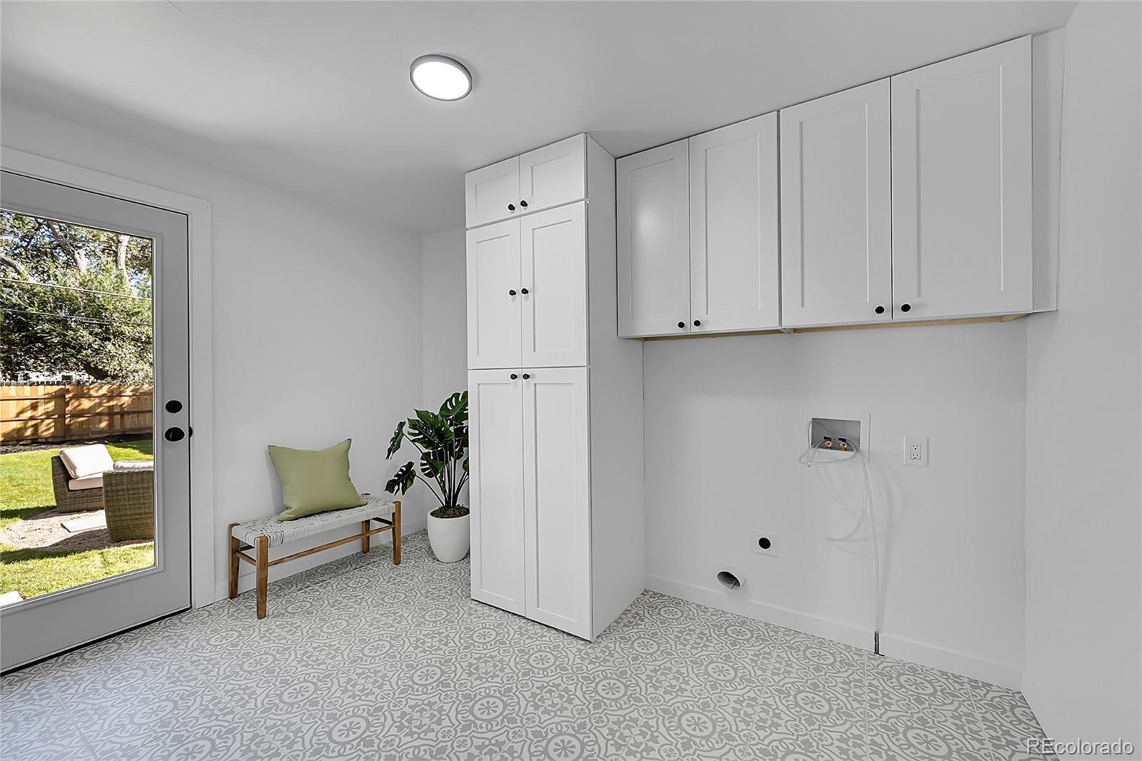 MLS Image #17 for 936  yates street,denver, Colorado