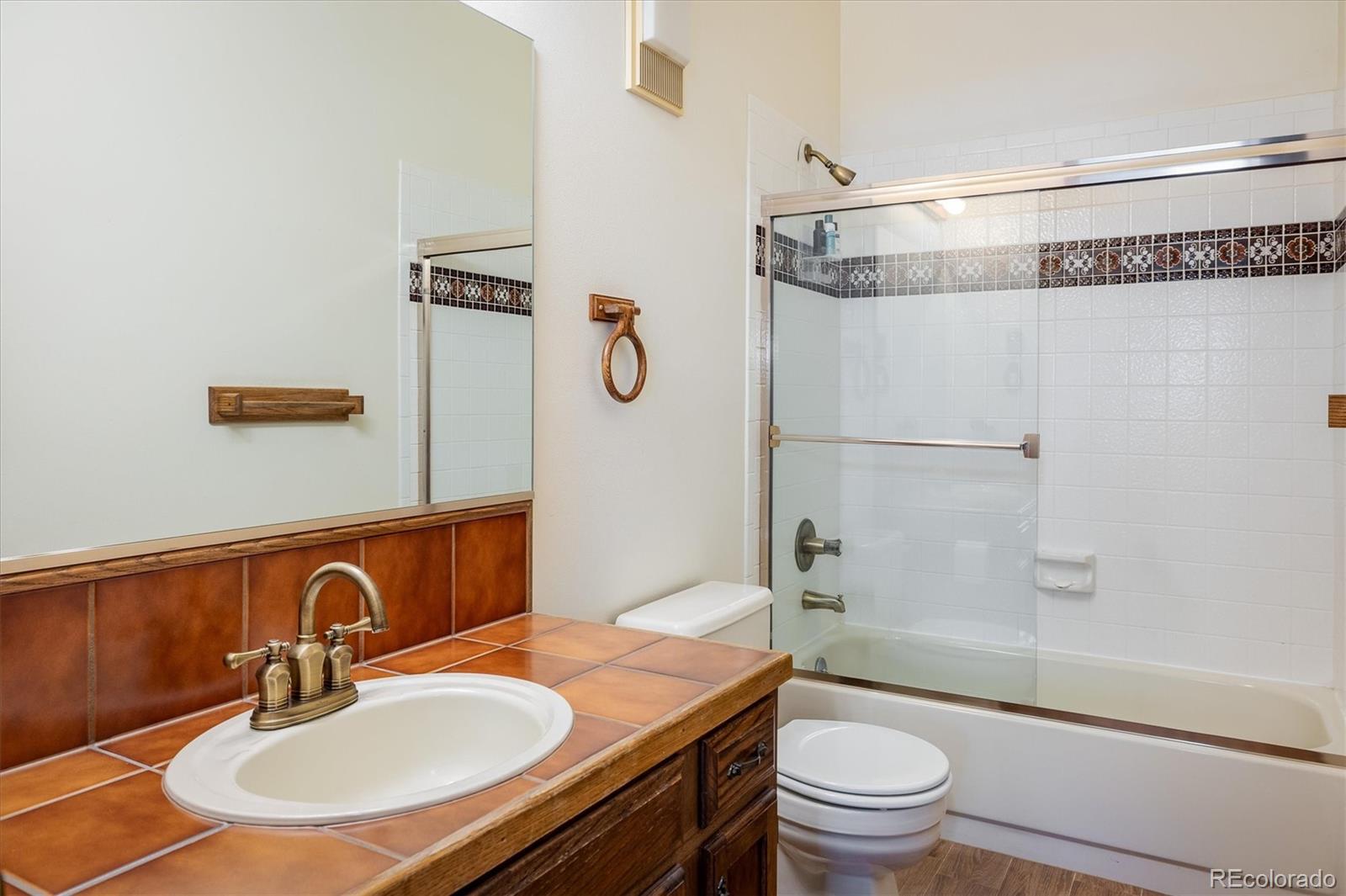 MLS Image #14 for 6643  roxborough drive,littleton, Colorado