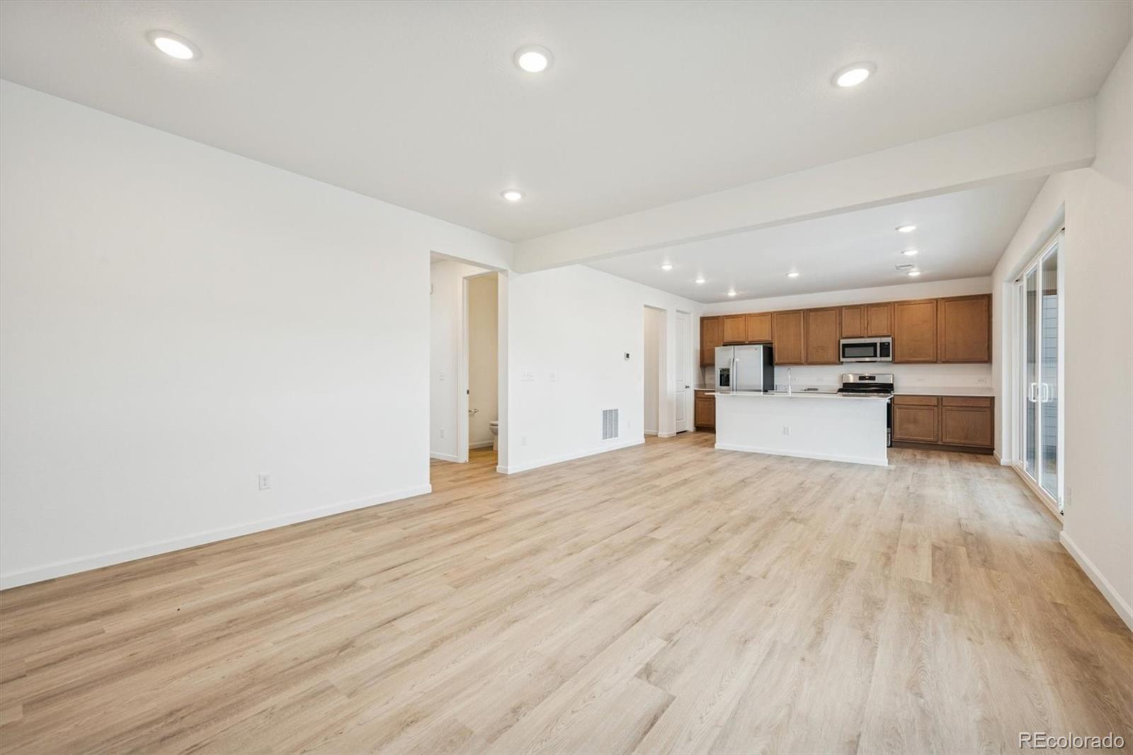 MLS Image #6 for 45947  gentry avenue,bennett, Colorado