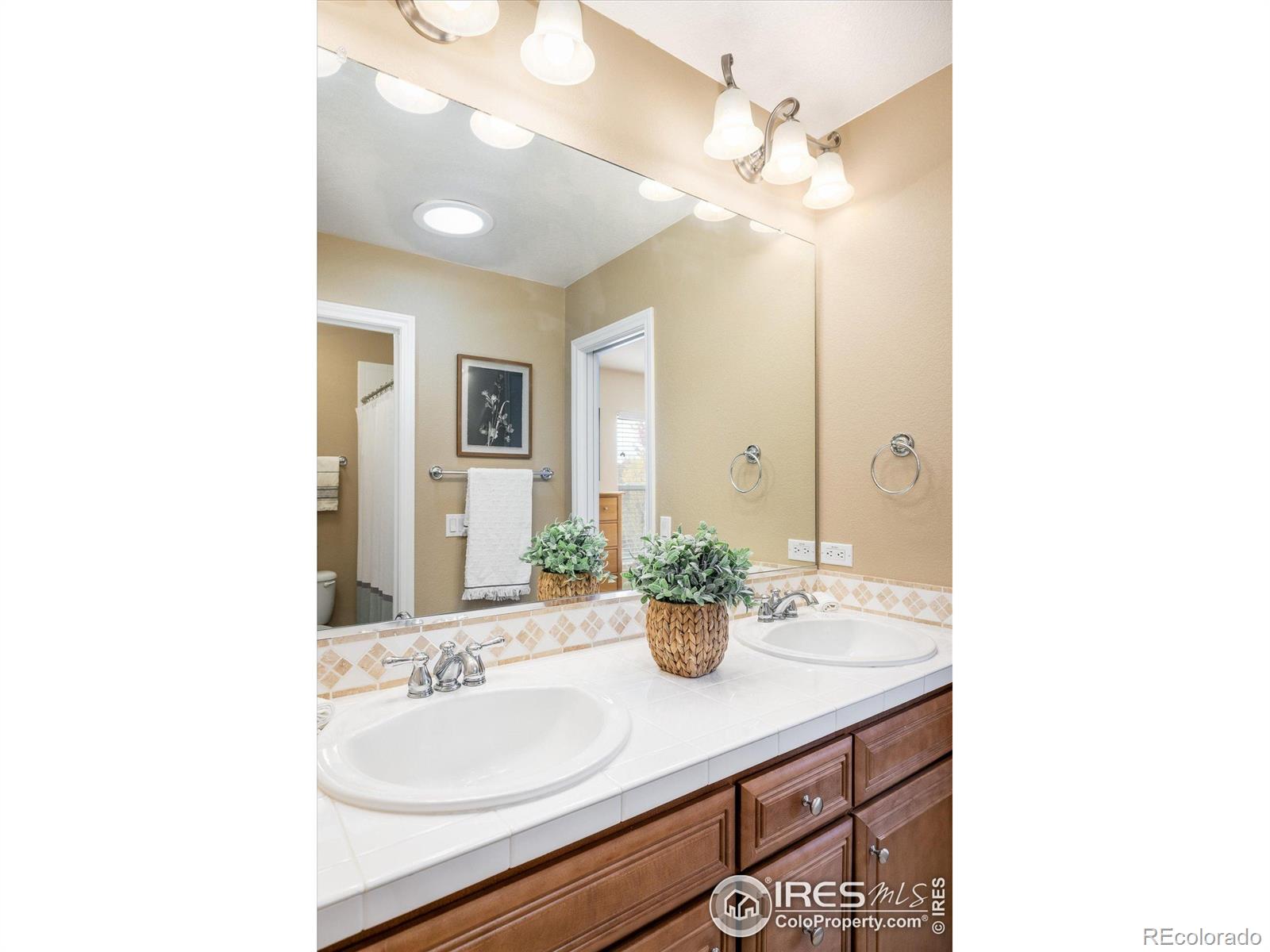 MLS Image #28 for 936  weston circle,erie, Colorado