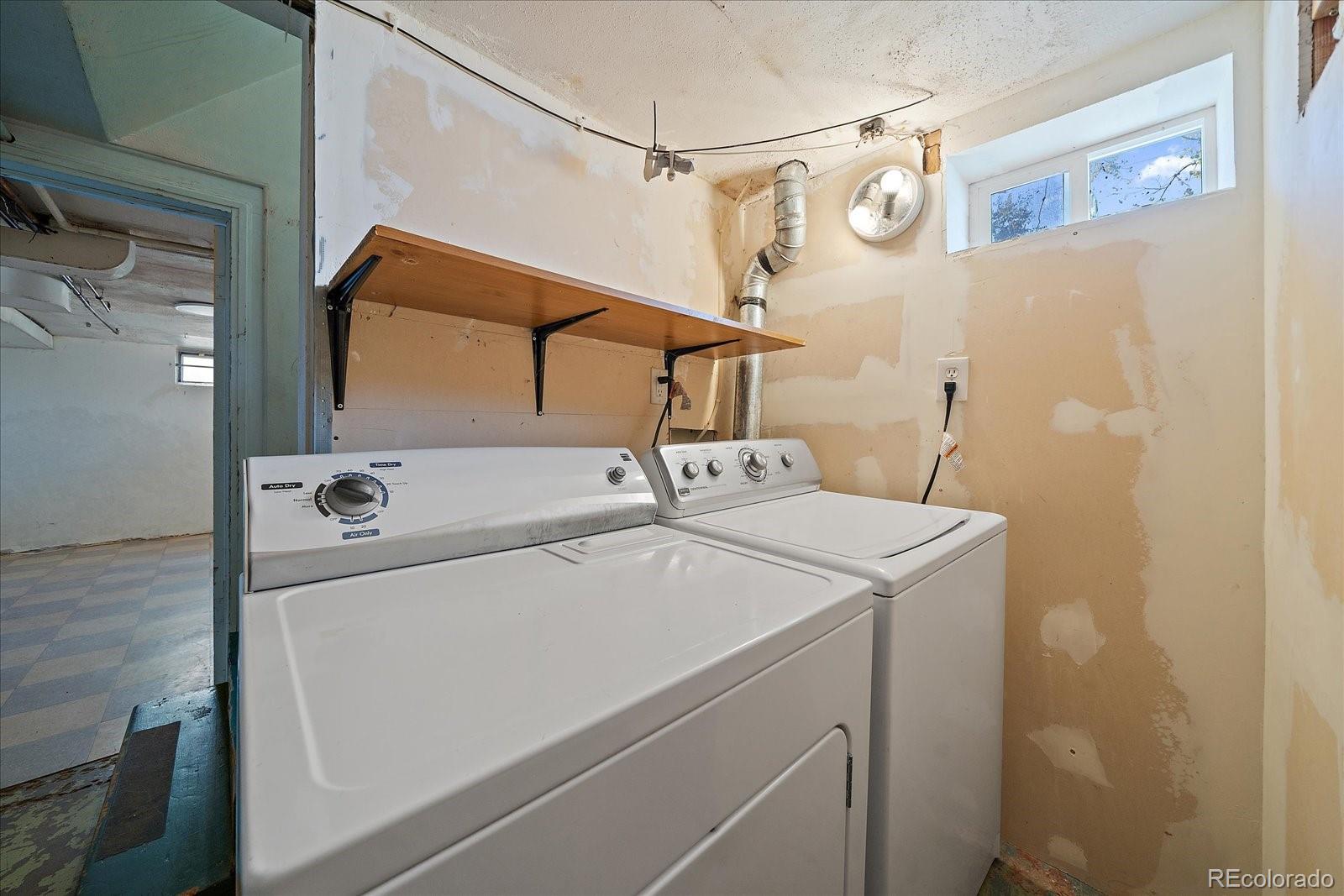 MLS Image #19 for 2575 s lafayette street,denver, Colorado