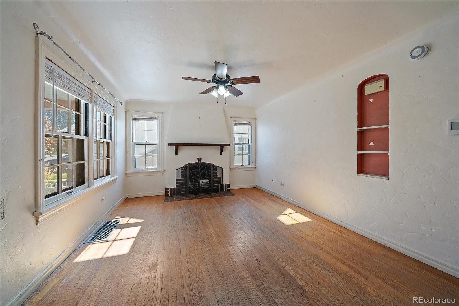 MLS Image #3 for 2575 s lafayette street,denver, Colorado