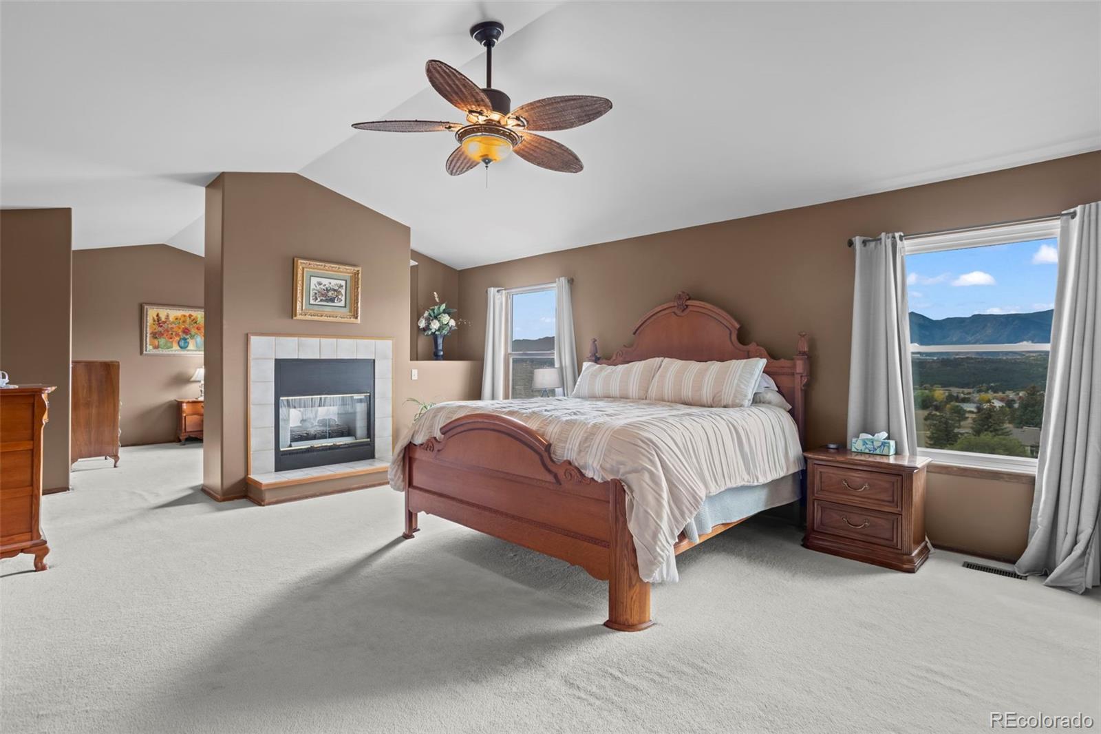 MLS Image #11 for 125  mission hill way,colorado springs, Colorado