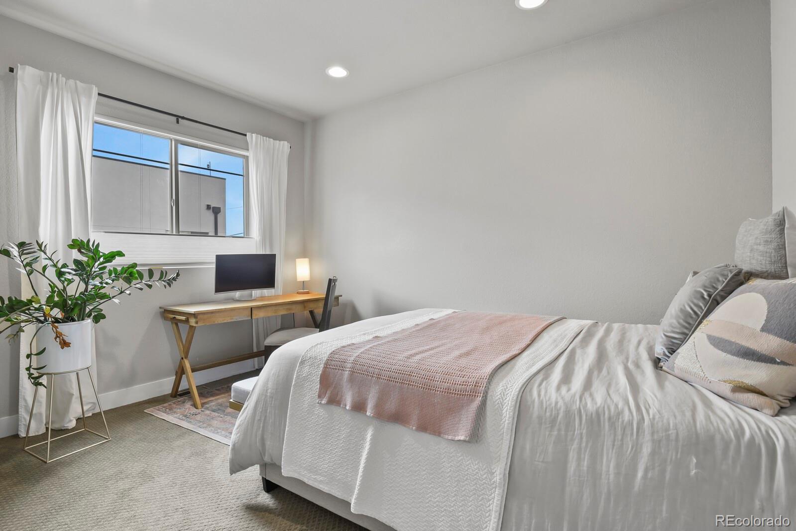MLS Image #16 for 4721 e iliff avenue,denver, Colorado