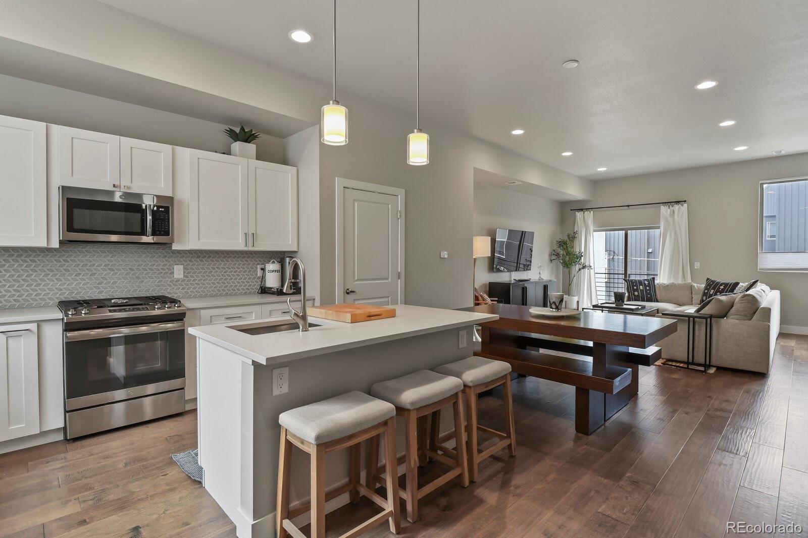 MLS Image #4 for 4721 e iliff avenue,denver, Colorado