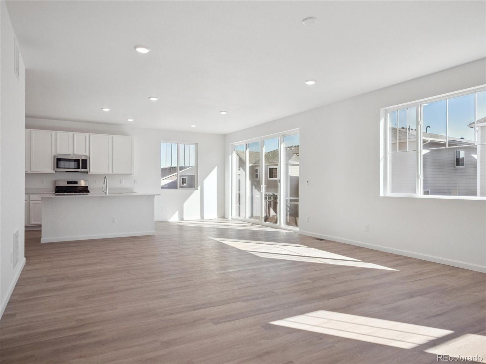 MLS Image #7 for 494 s rifle street,aurora, Colorado