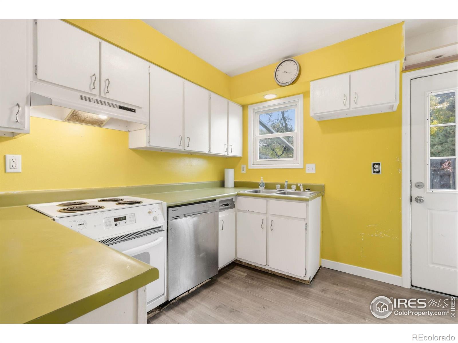 MLS Image #4 for 3005  ross drive,fort collins, Colorado