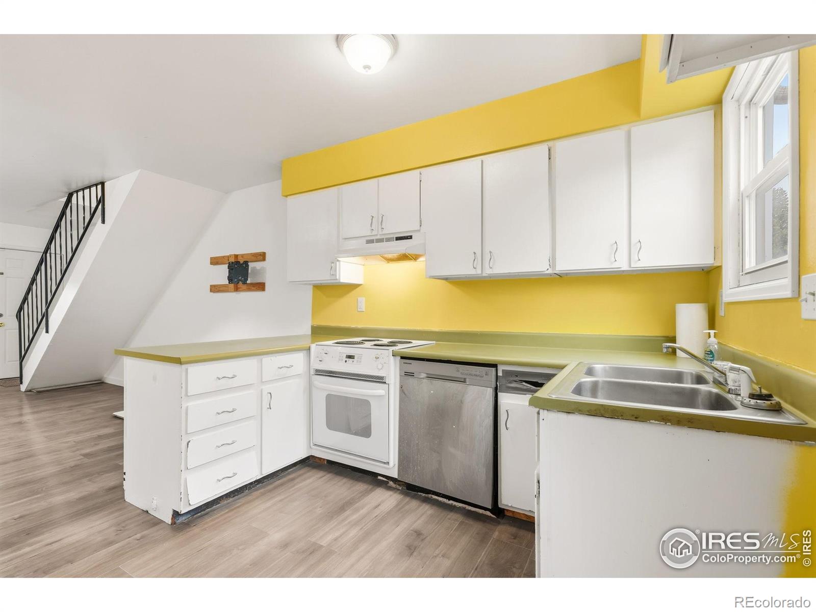MLS Image #5 for 3005  ross drive,fort collins, Colorado