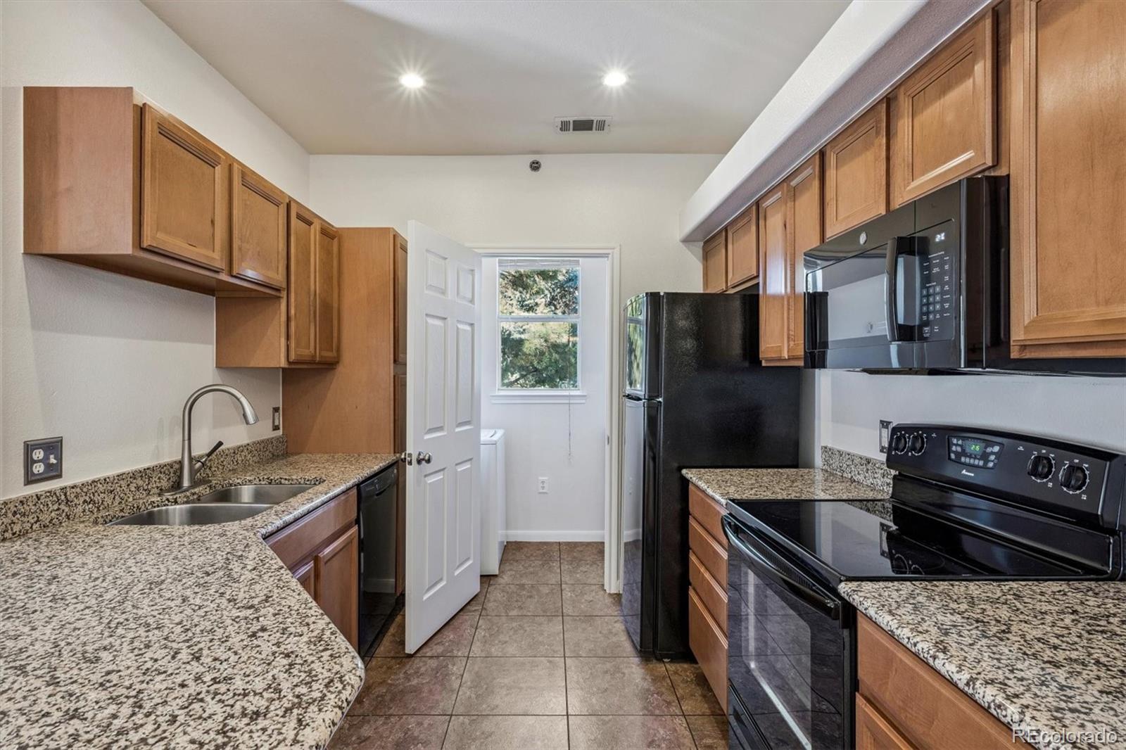MLS Image #16 for 6001  castlegate drive,castle rock, Colorado