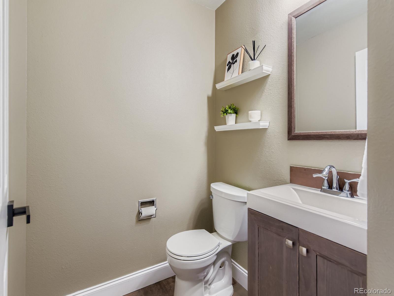 MLS Image #13 for 9477 s hackberry lane,highlands ranch, Colorado