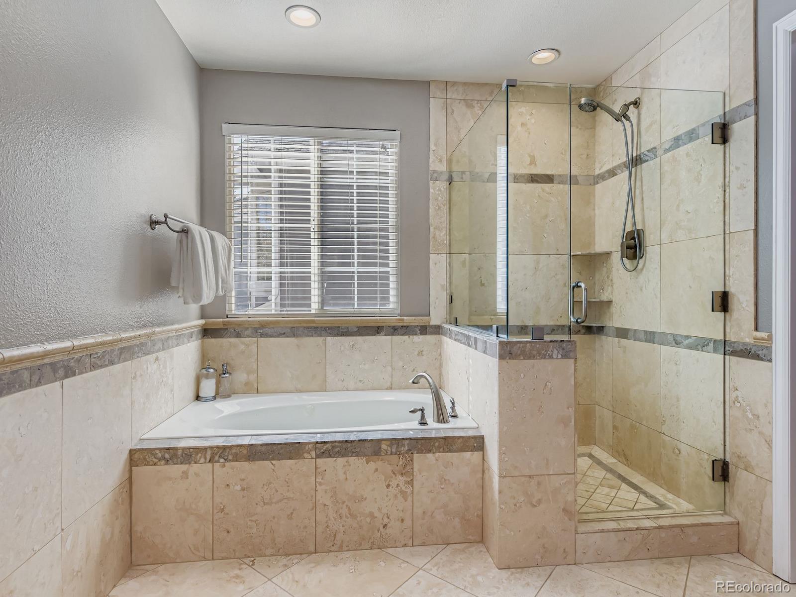 MLS Image #18 for 9477 s hackberry lane,highlands ranch, Colorado