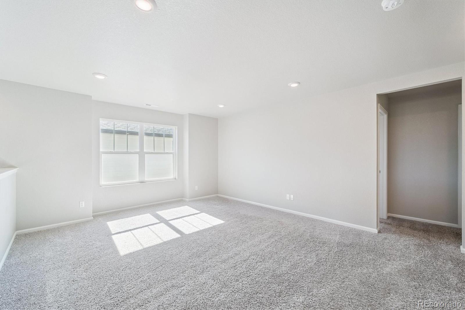 MLS Image #15 for 9250  sedalia street,commerce city, Colorado