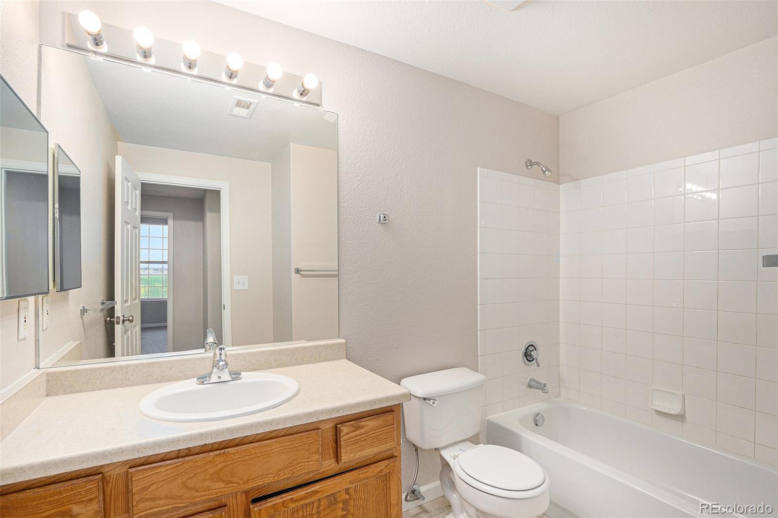 MLS Image #22 for 5705 n genoa way,aurora, Colorado