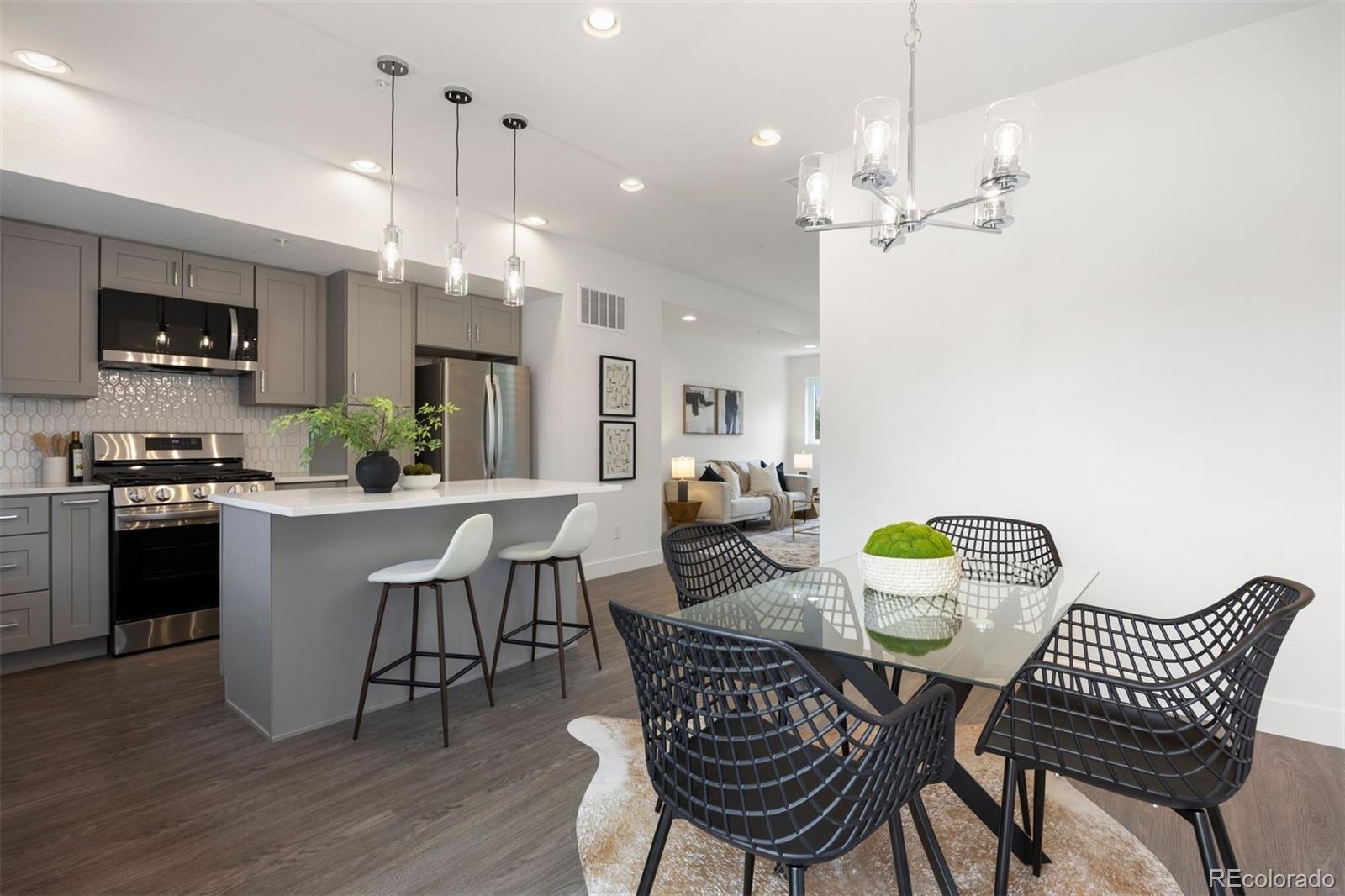 MLS Image #14 for 8406 w 52nd avenue,arvada, Colorado