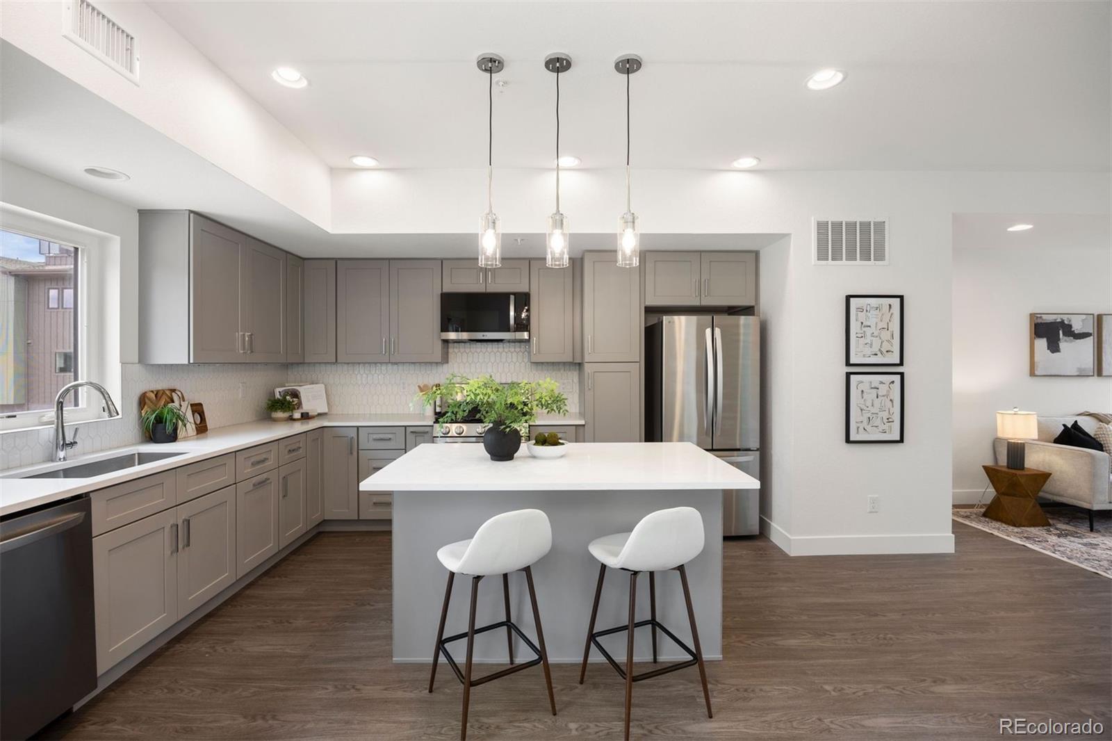 MLS Image #9 for 8406 w 52nd avenue,arvada, Colorado