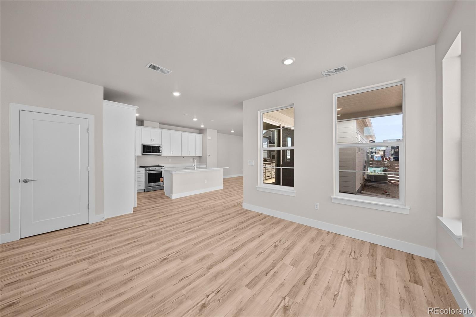 MLS Image #5 for 8731  whiteclover street,littleton, Colorado