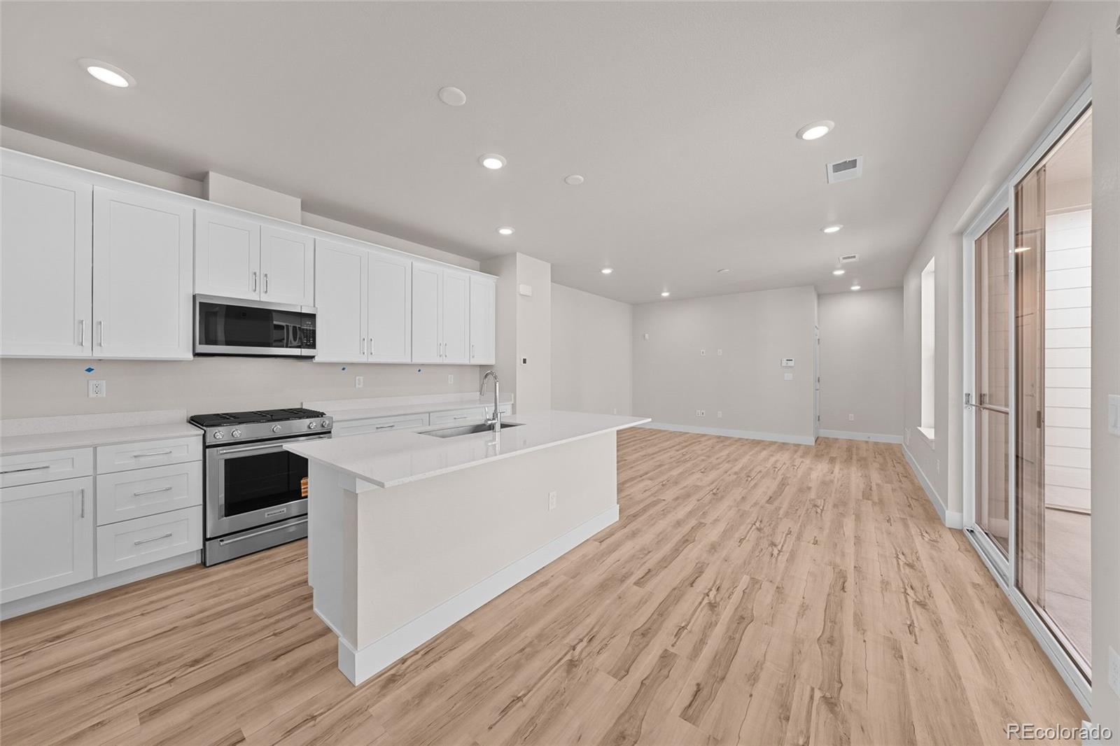 MLS Image #7 for 8731  whiteclover street,littleton, Colorado