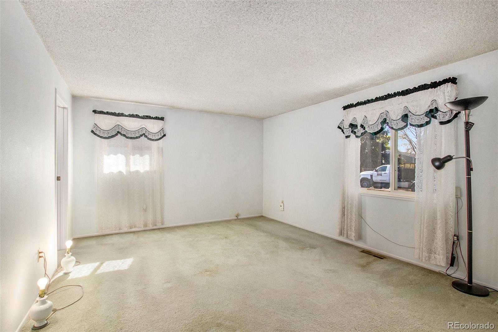MLS Image #12 for 11776  saint paul street,thornton, Colorado