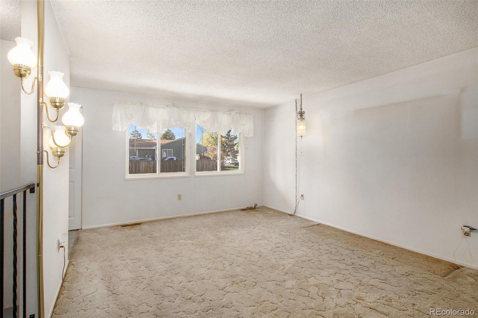 MLS Image #2 for 11776  saint paul street,thornton, Colorado
