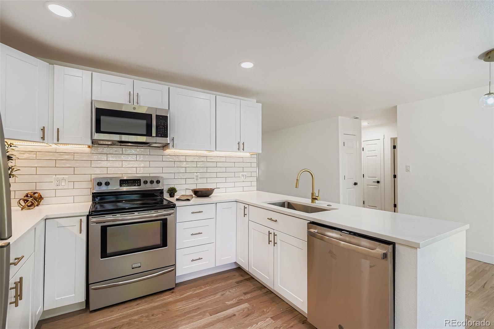 MLS Image #8 for 7077  dudley drive,arvada, Colorado