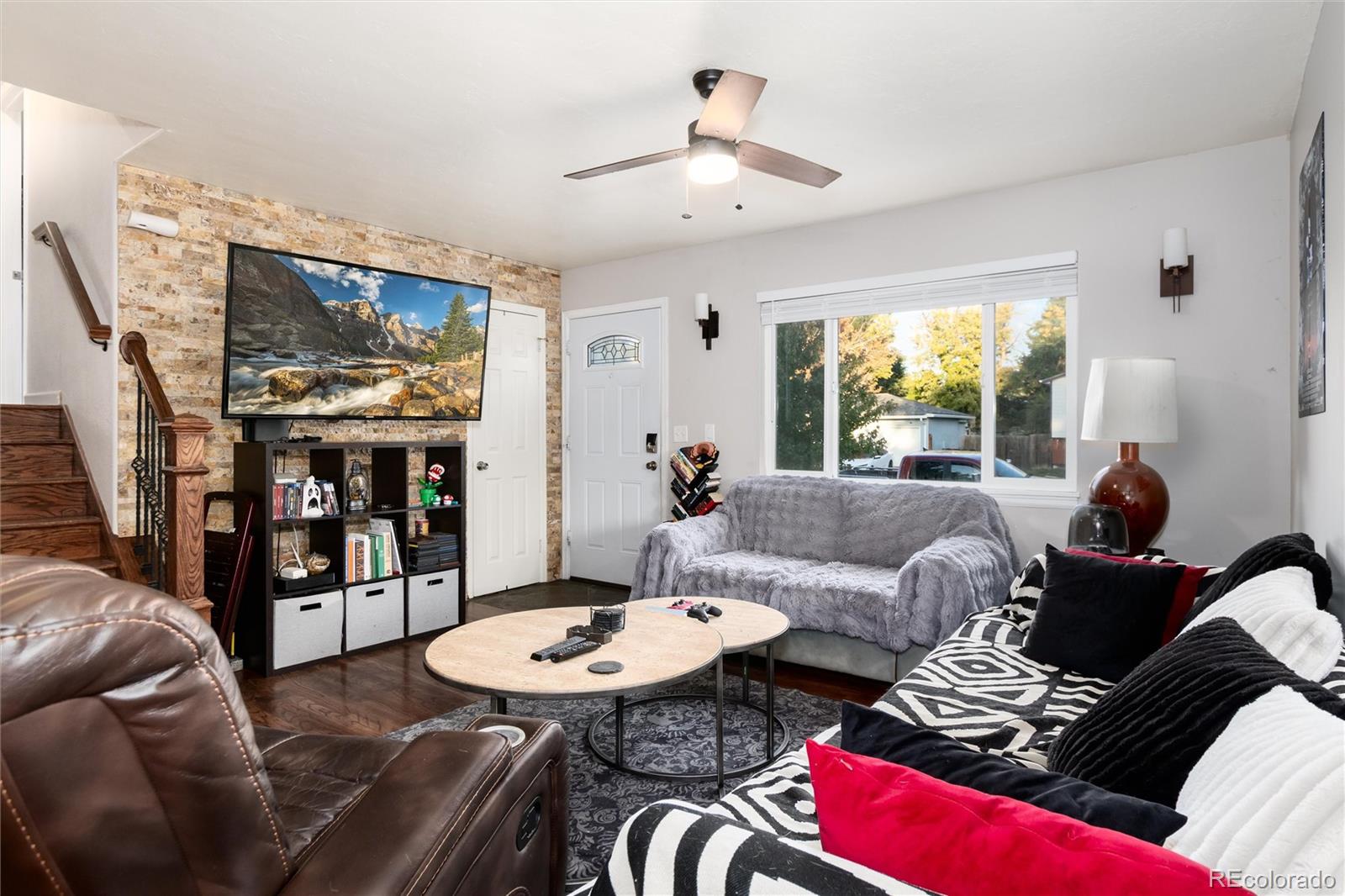 MLS Image #5 for 811 s macon way,aurora, Colorado