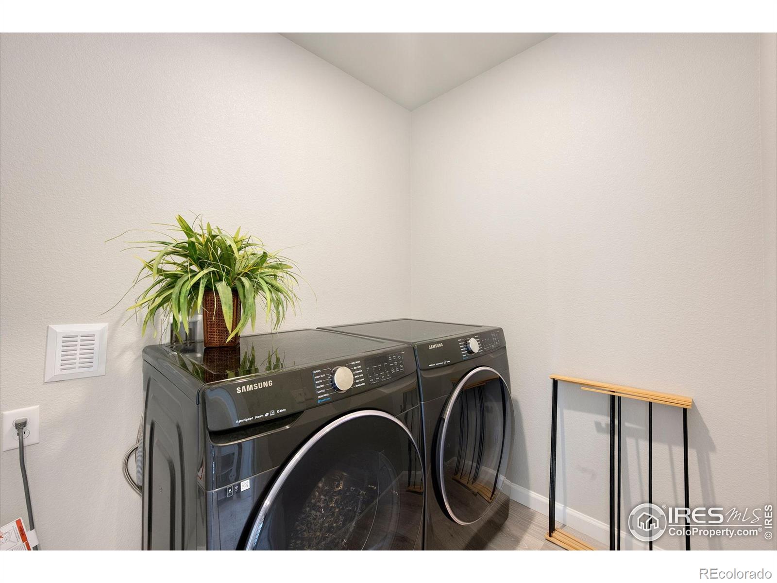 MLS Image #15 for 679  red jewel drive,windsor, Colorado