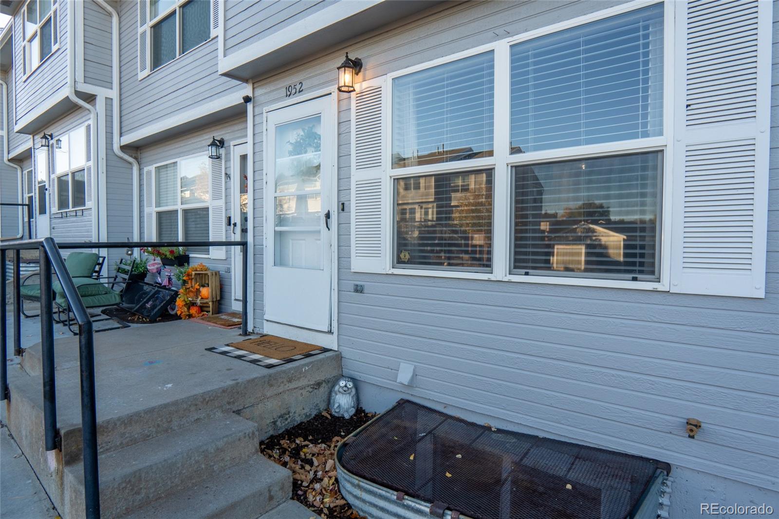 MLS Image #1 for 1952  oakcrest circle 5,castle rock, Colorado