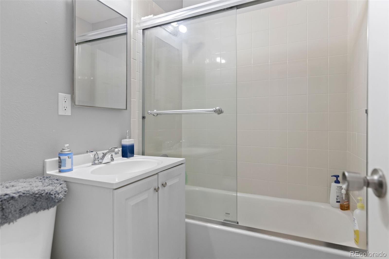 MLS Image #16 for 1745  jamaica street,aurora, Colorado