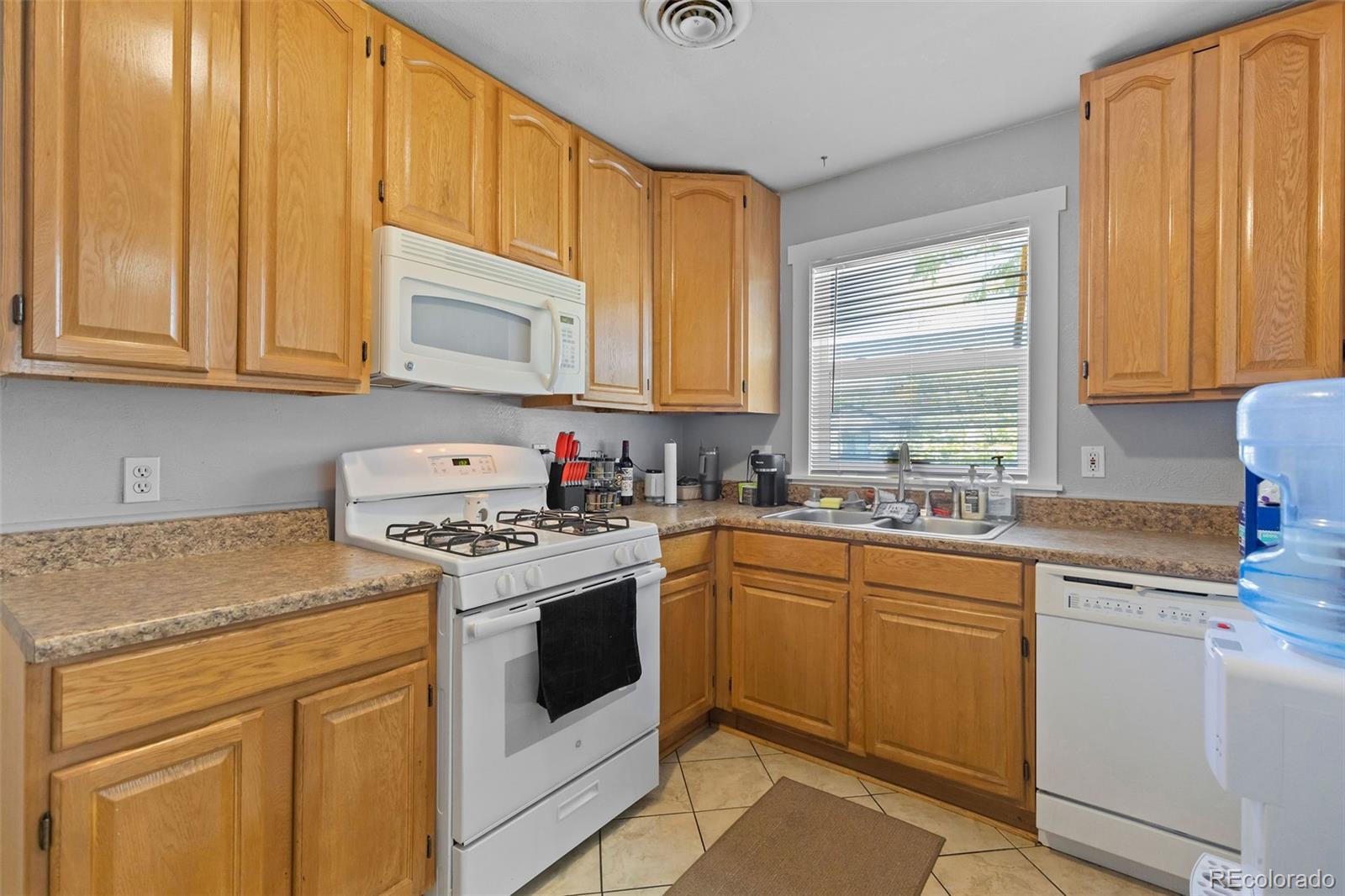 MLS Image #9 for 1745  jamaica street,aurora, Colorado
