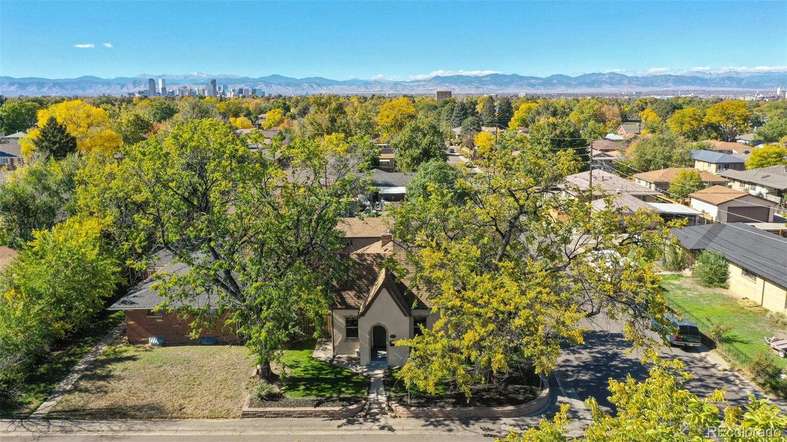 MLS Image #2 for 3295  krameria street,denver, Colorado