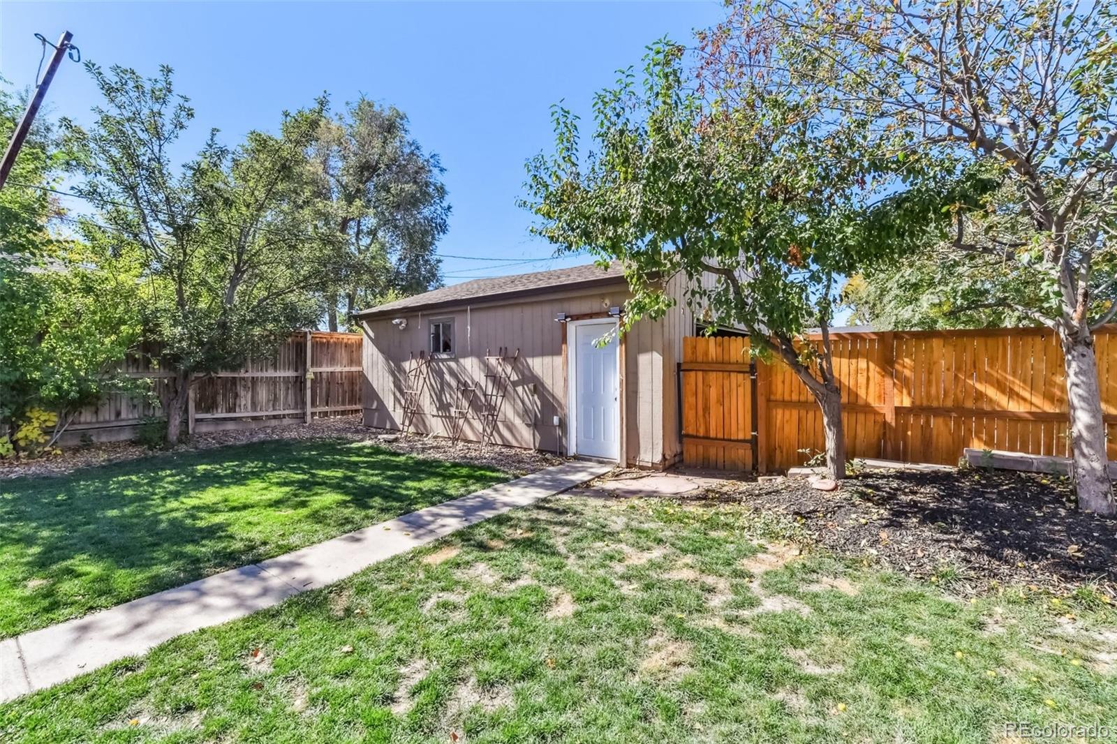MLS Image #27 for 3295  krameria street,denver, Colorado