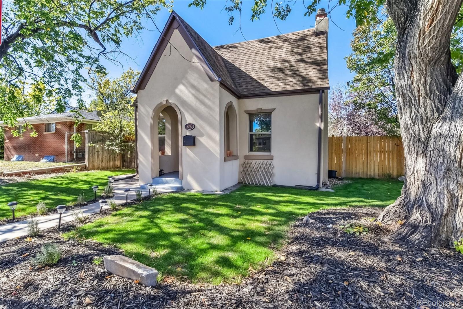 MLS Image #3 for 3295  krameria street,denver, Colorado