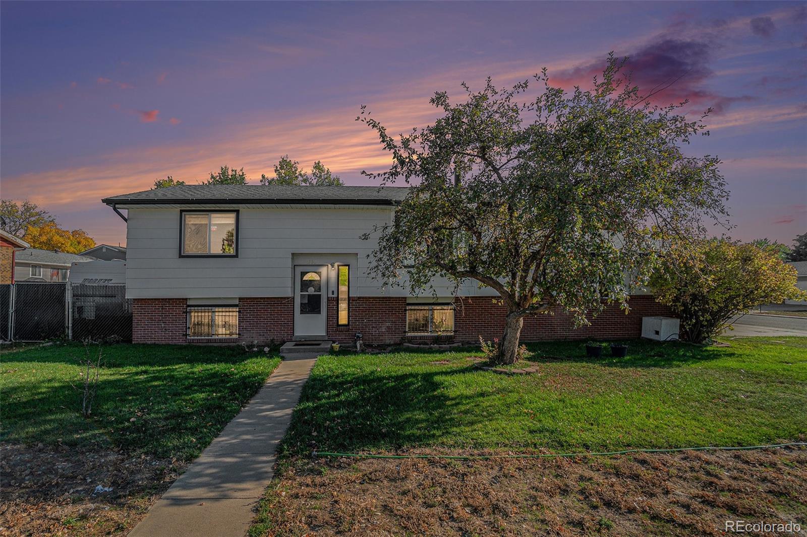 MLS Image #3 for 1702  aspen street,fort lupton, Colorado