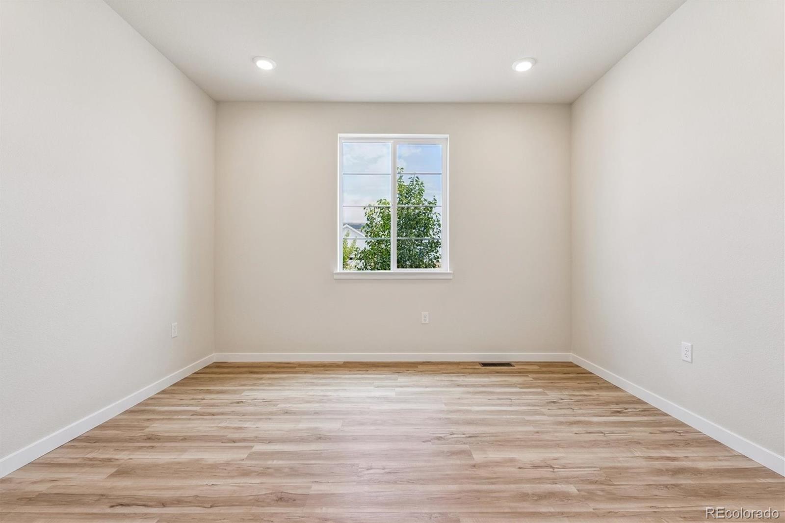 MLS Image #4 for 1400  loraine circle,erie, Colorado