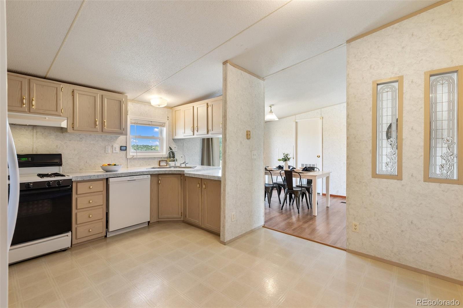 MLS Image #14 for 358  13th street,penrose, Colorado