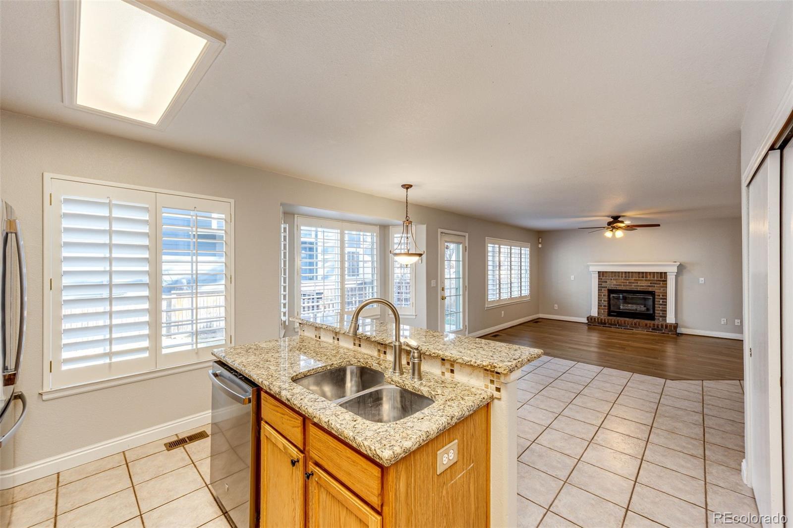 MLS Image #18 for 2356 s harlan court,lakewood, Colorado