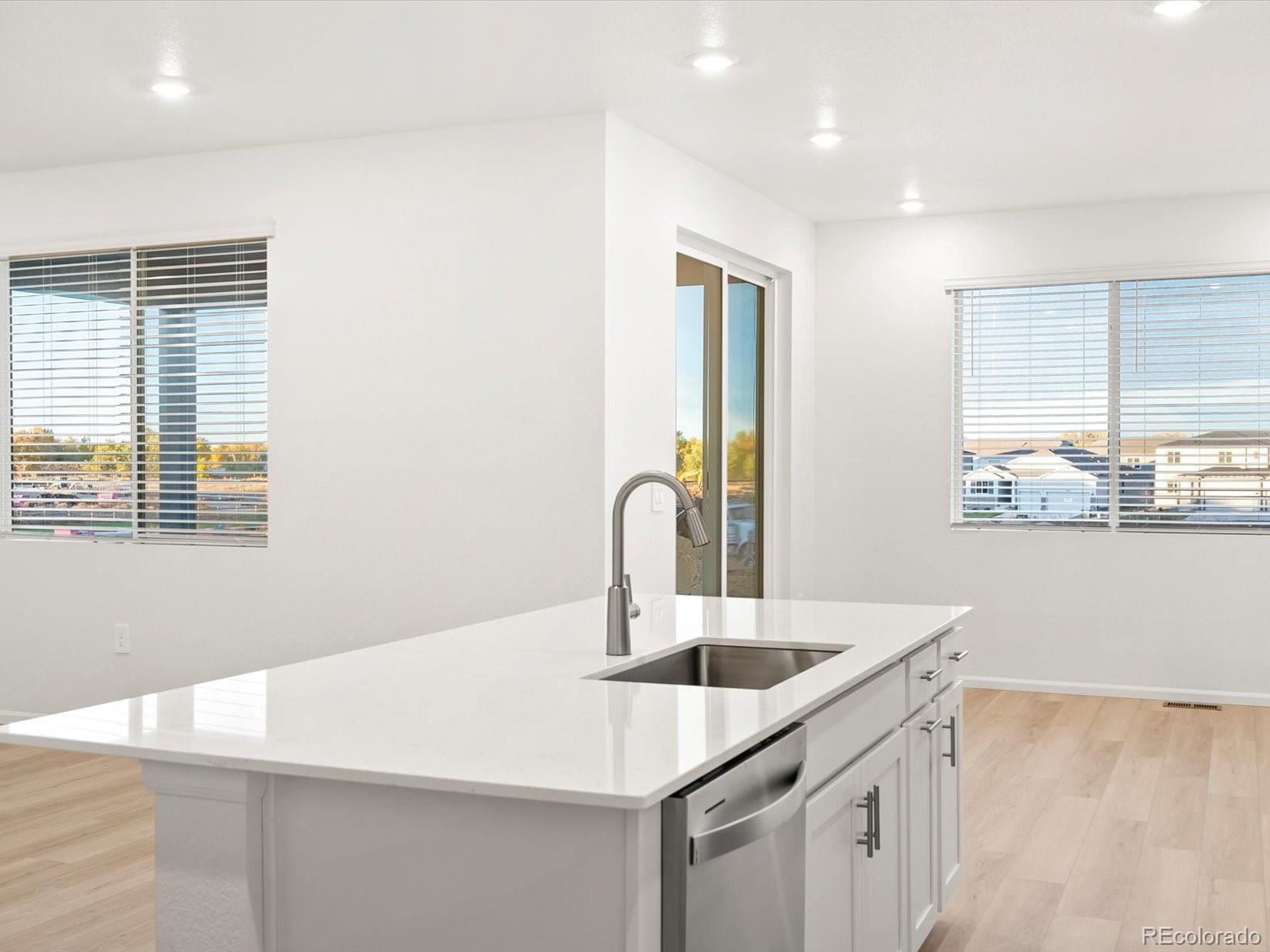 MLS Image #16 for 1621  yampa river drive,windsor, Colorado