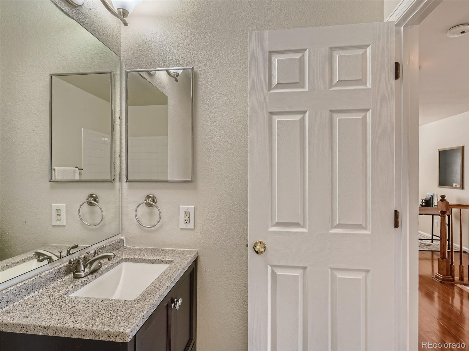 MLS Image #14 for 19117 e harvard drive,aurora, Colorado