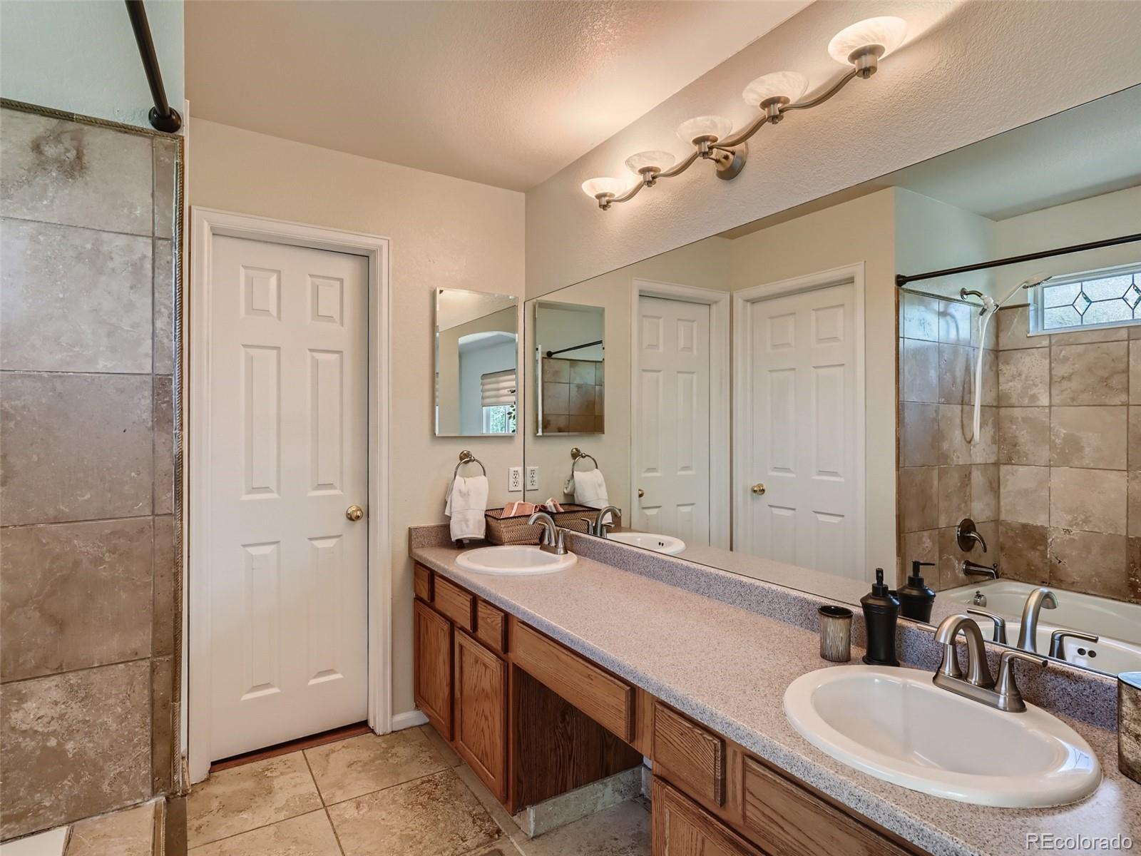 MLS Image #9 for 19117 e harvard drive,aurora, Colorado