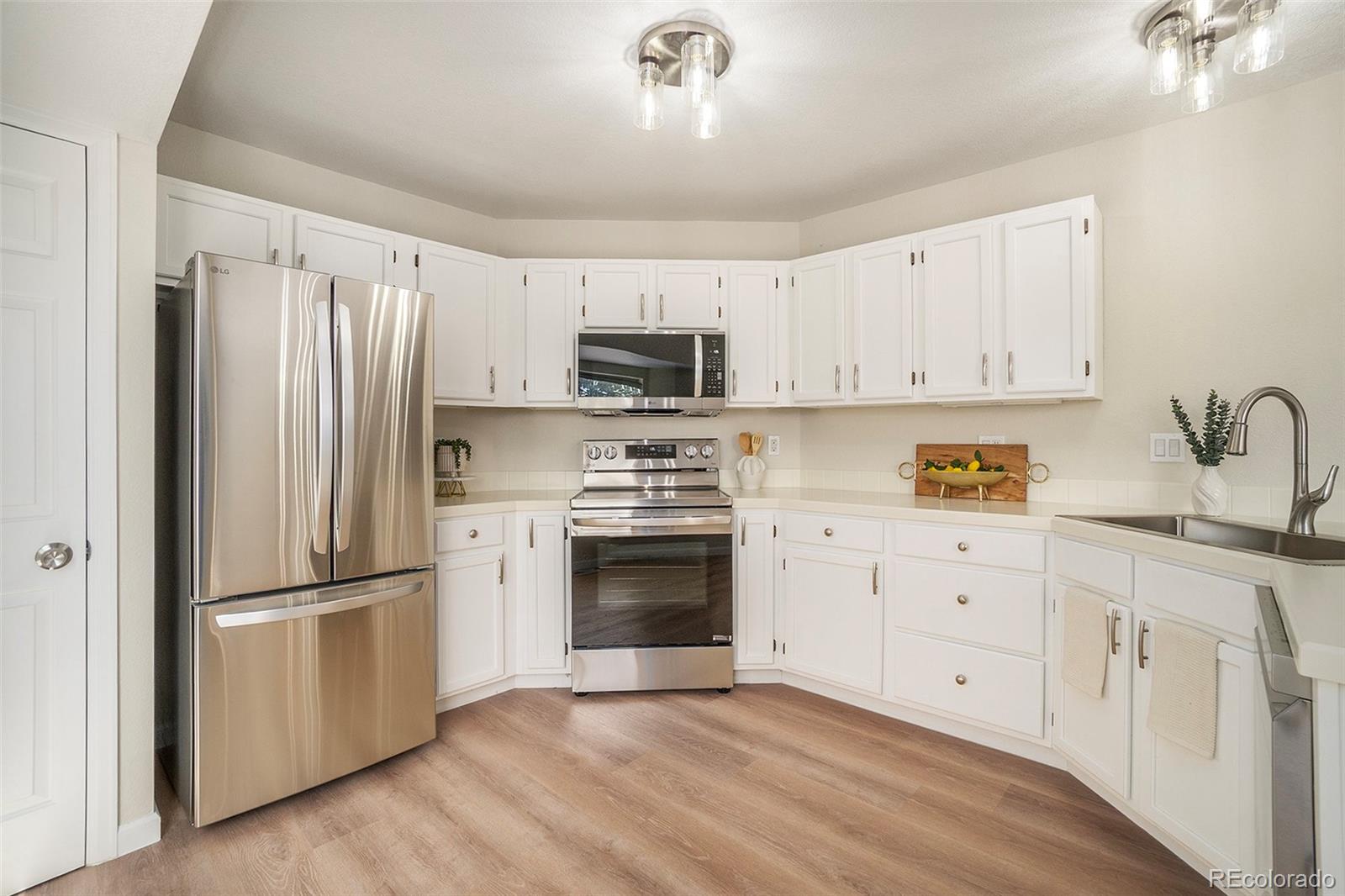 MLS Image #10 for 207  linden street,frederick, Colorado