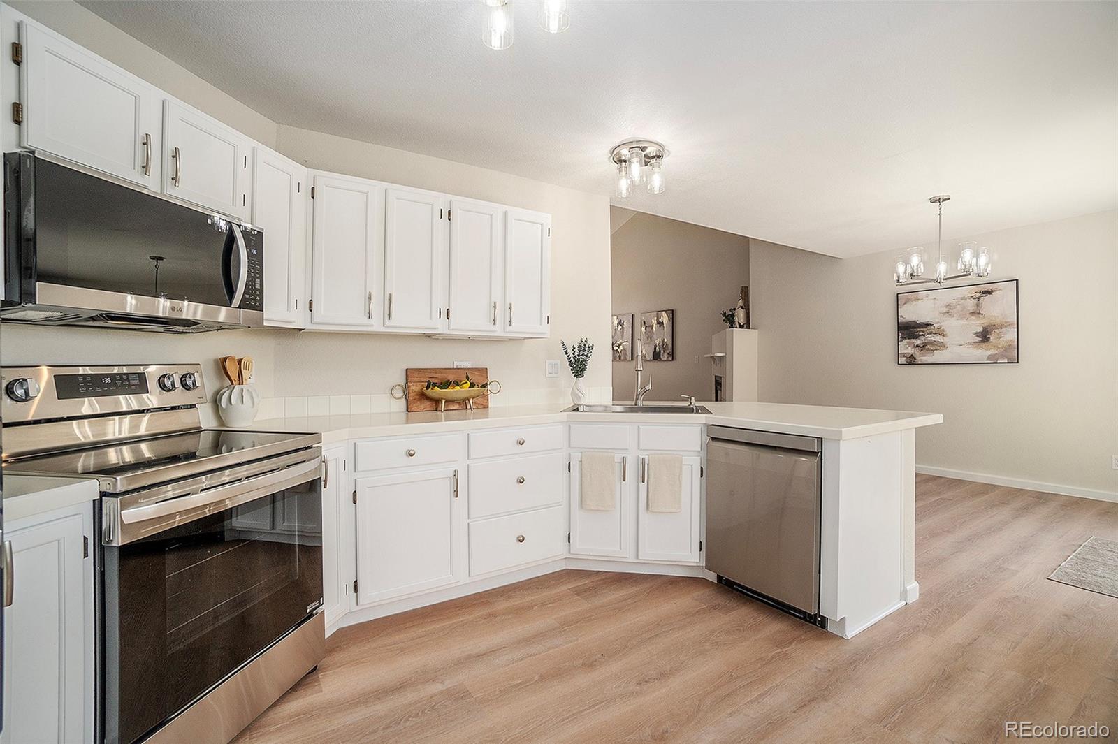 MLS Image #11 for 207  linden street,frederick, Colorado