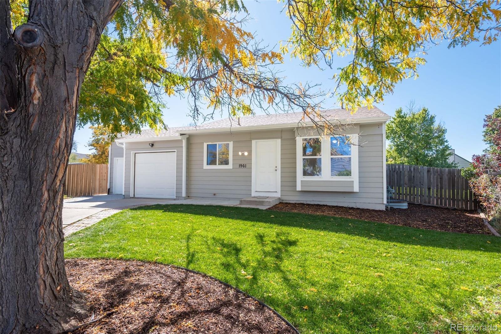 MLS Image #0 for 1961  danube way,aurora, Colorado