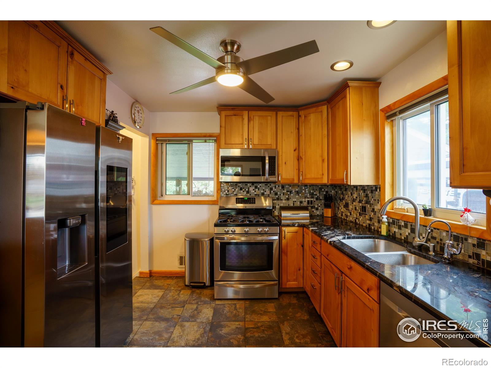 MLS Image #15 for 2063  graves court,northglenn, Colorado