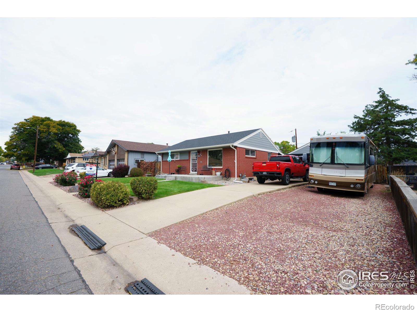 MLS Image #2 for 2063  graves court,northglenn, Colorado