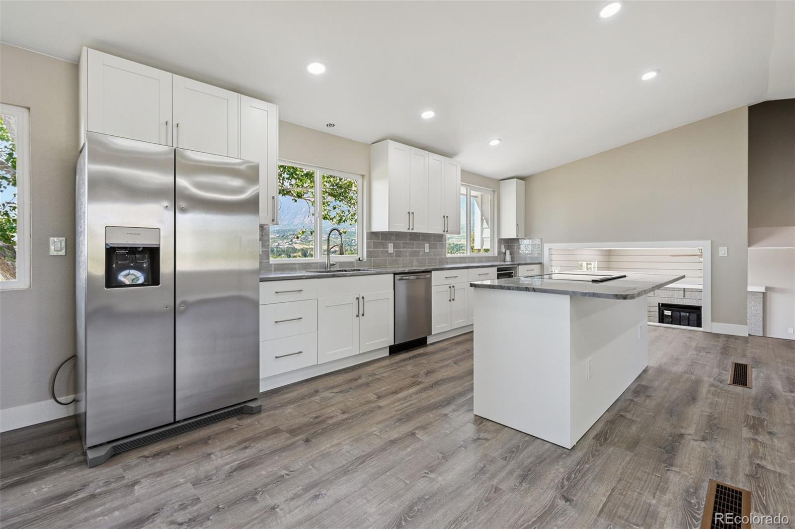 MLS Image #10 for 785  bayfield drive,colorado springs, Colorado