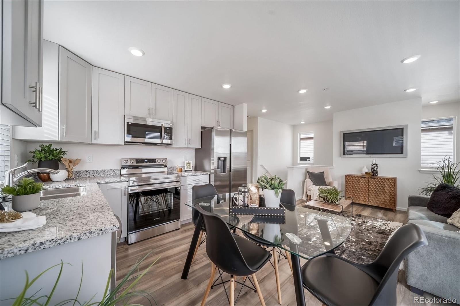MLS Image #4 for 10331  xanadu court,commerce city, Colorado
