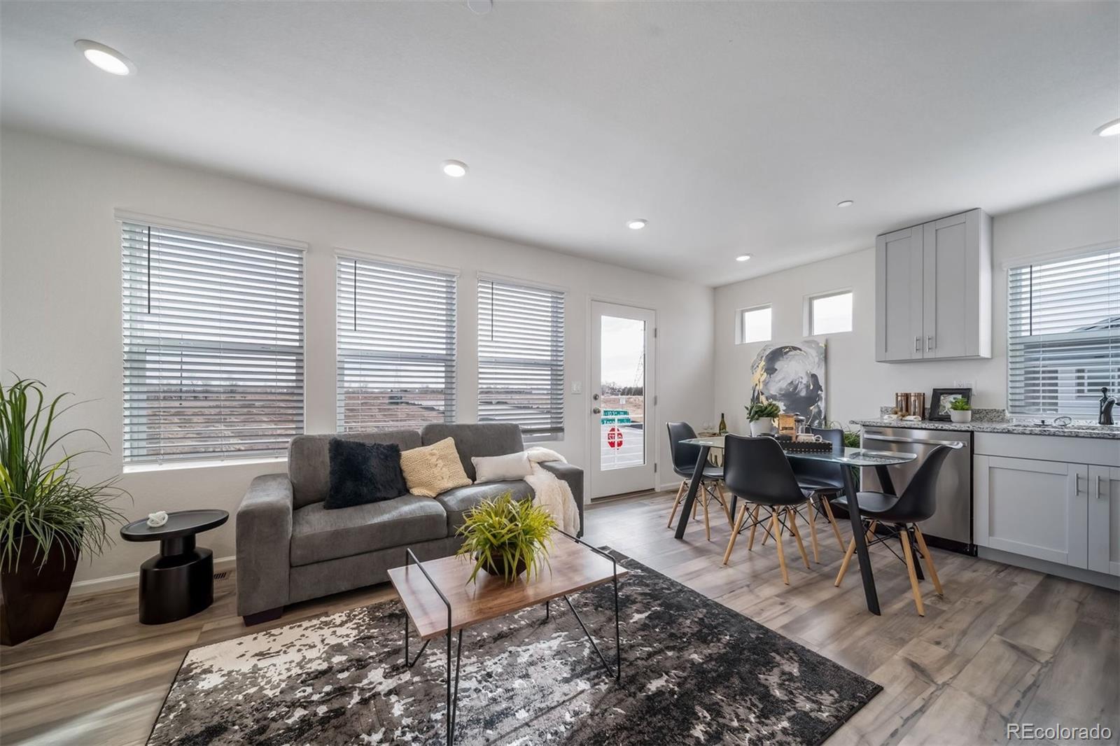 MLS Image #6 for 10331  xanadu court,commerce city, Colorado