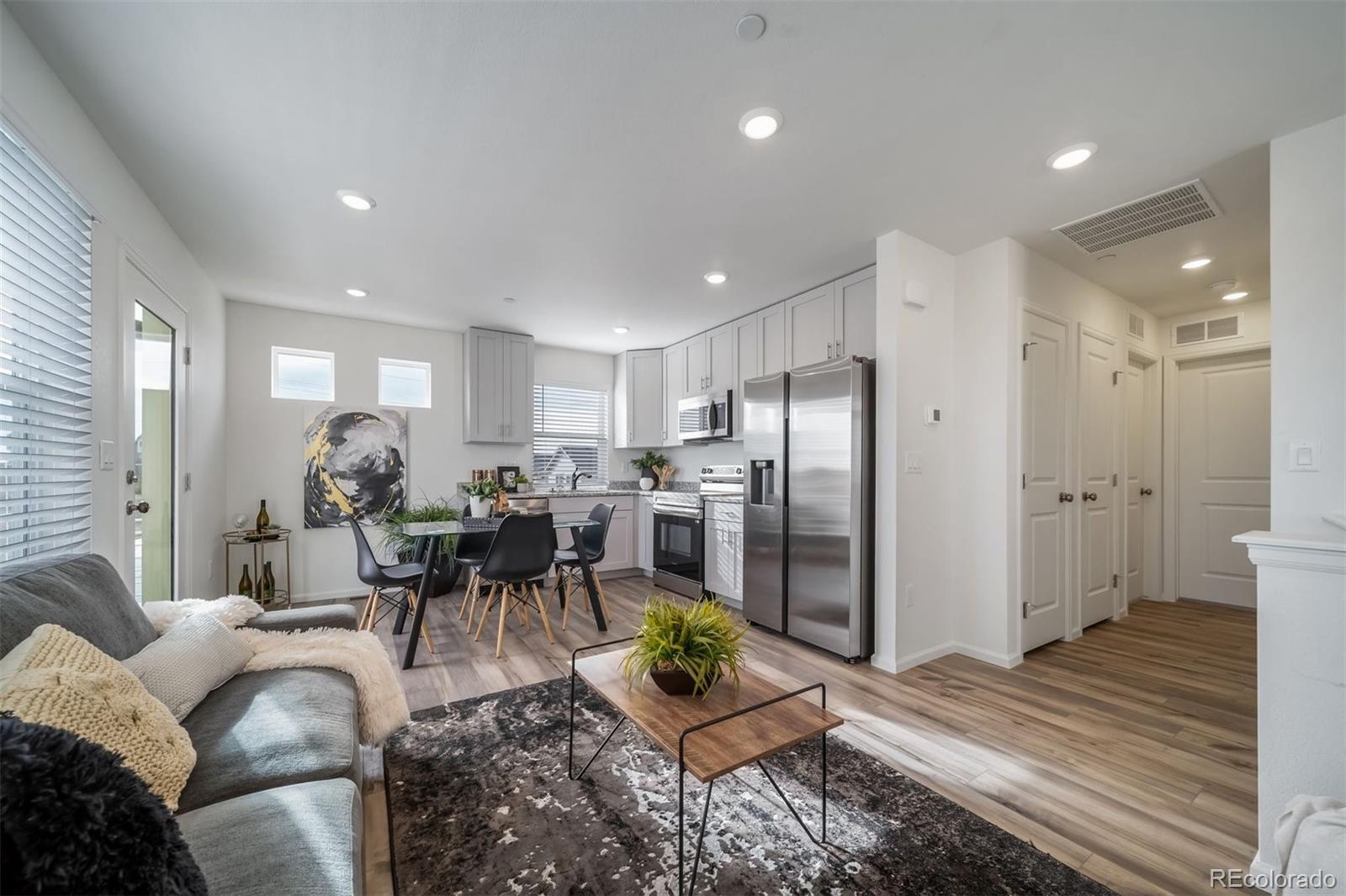 MLS Image #7 for 10331  xanadu court,commerce city, Colorado