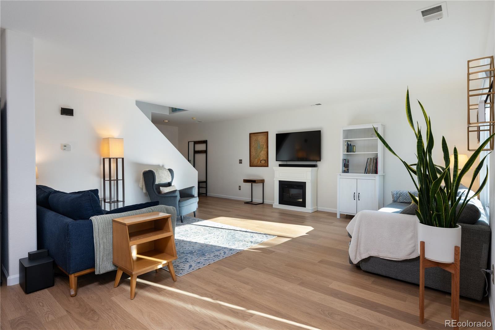 MLS Image #9 for 7906  lafayette way,denver, Colorado